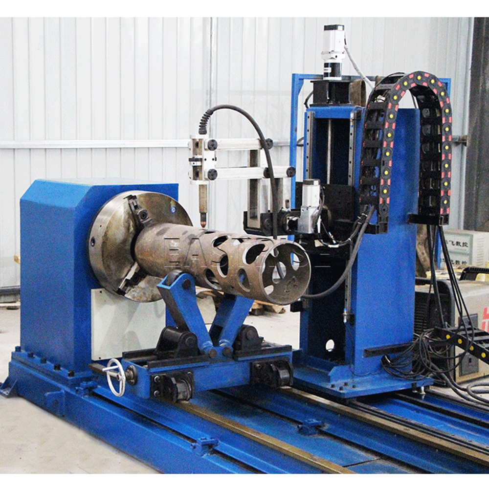 5osý CNC plazmový stroj na řezání trubek na úkosování